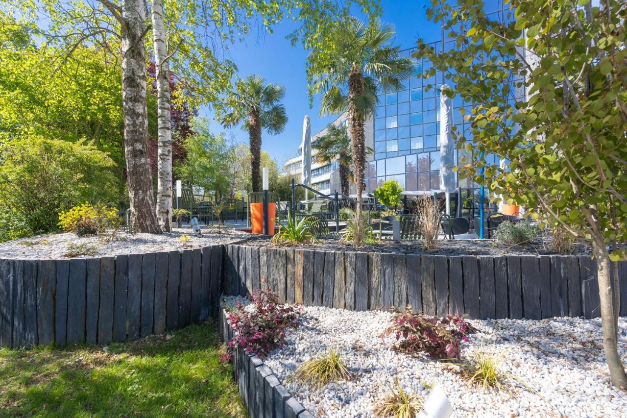 Novotel Poitiers Site Du Futuroscope Чассенеуил-Ду-Поитоу Экстерьер фото