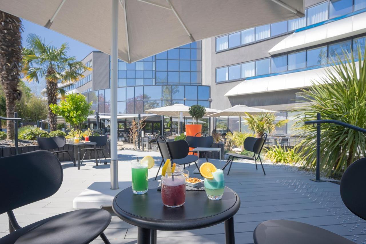 Novotel Poitiers Site Du Futuroscope Чассенеуил-Ду-Поитоу Экстерьер фото