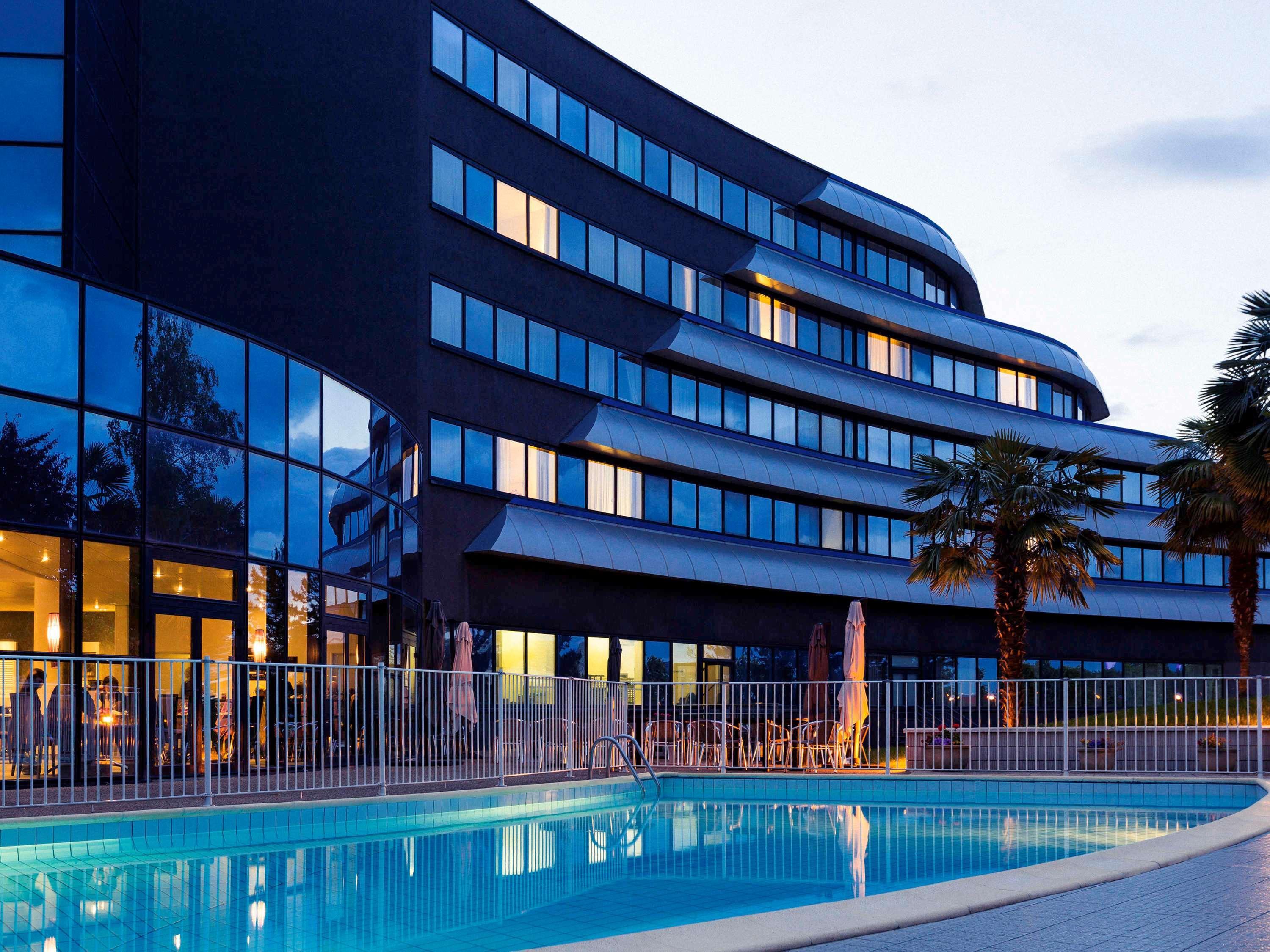 Novotel Poitiers Site Du Futuroscope Чассенеуил-Ду-Поитоу Экстерьер фото