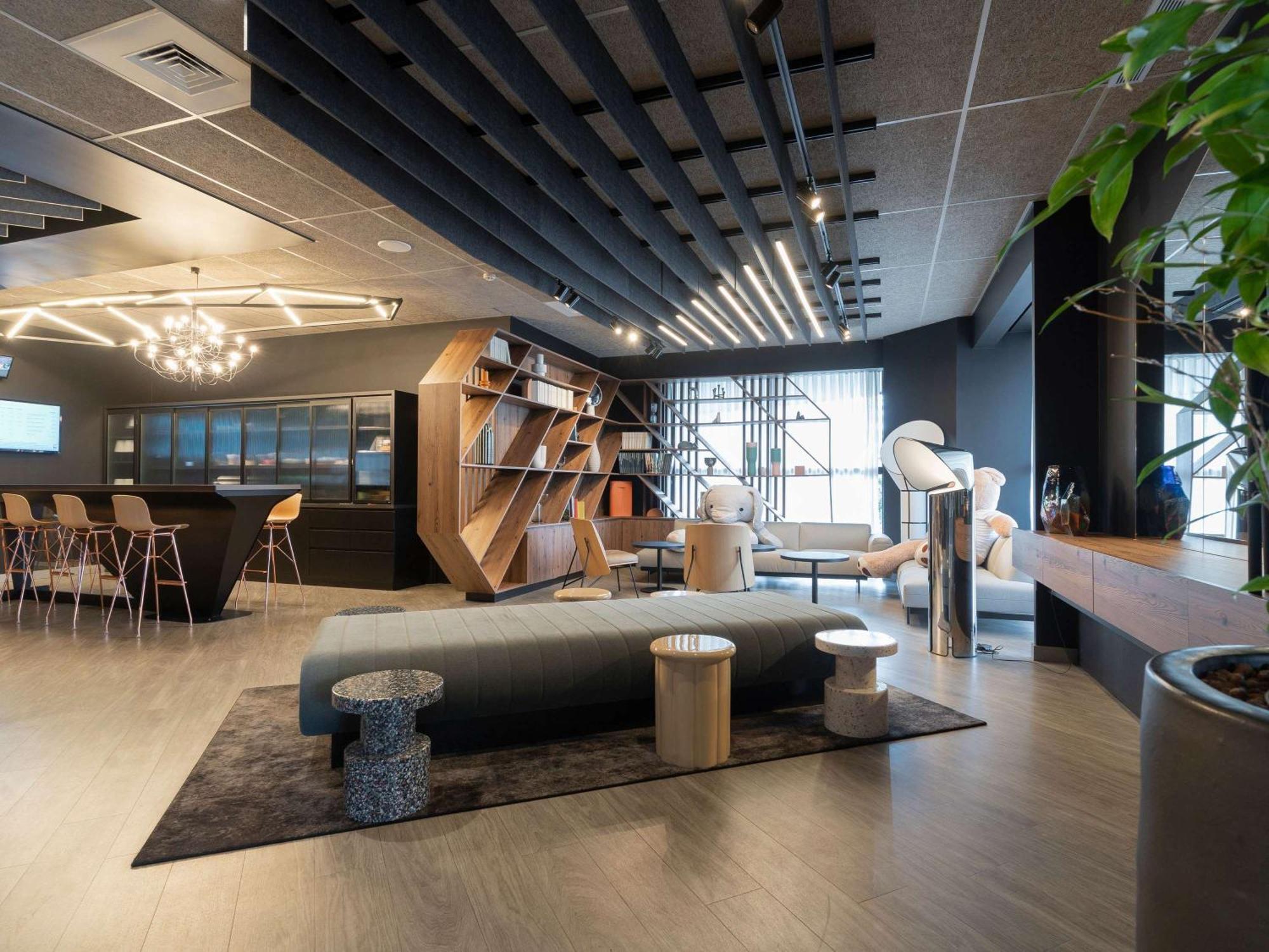 Novotel Poitiers Site Du Futuroscope Чассенеуил-Ду-Поитоу Экстерьер фото